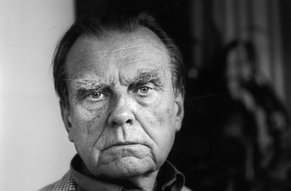 Czesław Miłosz on Collective Memory Loss